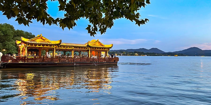 Night View of East Lake in Summer