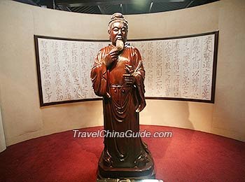 The statue of Sun Simiao