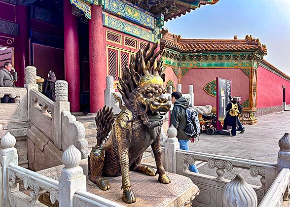 "Qilin" Sculpture