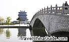 Quanque Tower is located in the east bank of the Yellow River, southwest of ancient Puzhou City (Today's Yongji City)