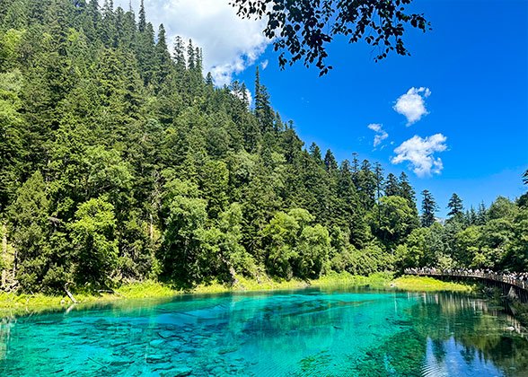 The Five-Colored Pond in Jiuzhaigou