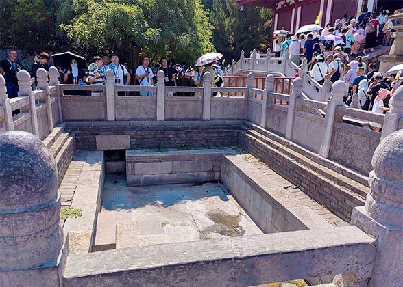 Prince Pool in Huaqing Palace