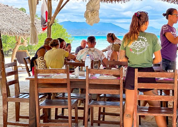 Enjoy Fresh Seafood in Sainte Marie Enjoy Fresh Seafood in Sainte Marie