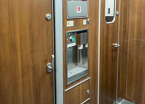 Drinkable Hot Water on a Train