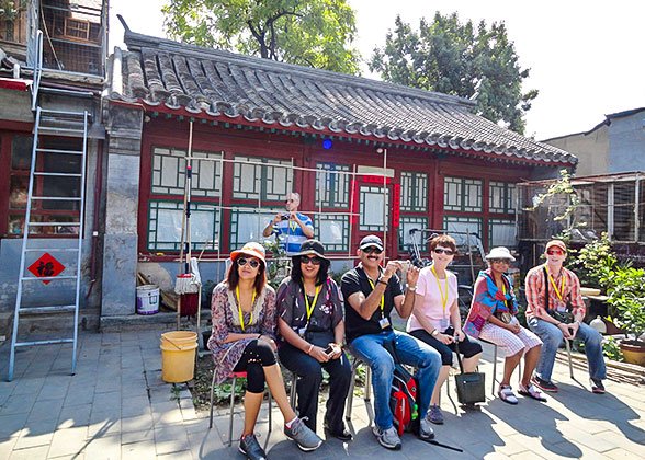 Visit the Courtyard in Hutongs Visit the Courtyard in Hutongs