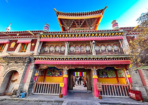 The Exquisite Hall of Ta'er Monastery, Xining The Exquisite Hall of Ta'er Monastery, Xining