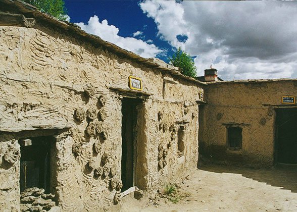 The house in Pala Manor