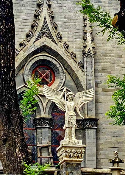 Virgin Mary Statue, Dongjiaomin Lane