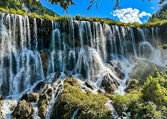 Nuorilang Falls Nuorilang Falls