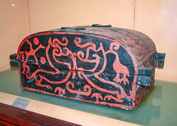 Painted Wooden Lacquer Painted Wooden Lacquer