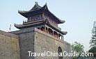 Facing the river, the south Gate of Jingzhou ancient city used to be the most important wharf for officials and businessmen.