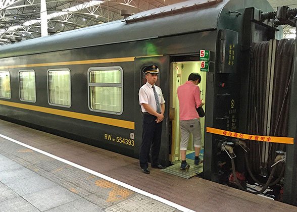Normal Train at Shenzhen East