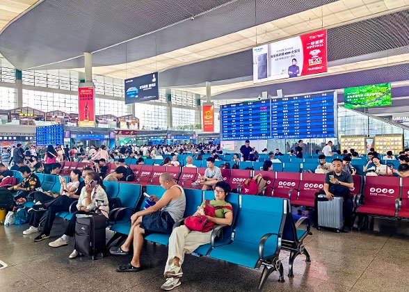 Waiting Hall of Ningbo Railway Station