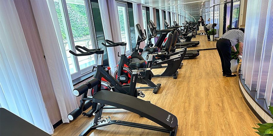 The Gym on Yangtze River Cruiseship The Gym on Yangtze River Cruiseship