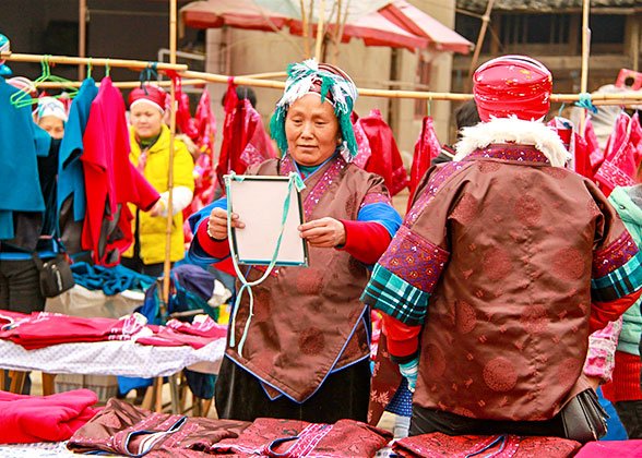 Local Market in Kaili Local Market in Kaili