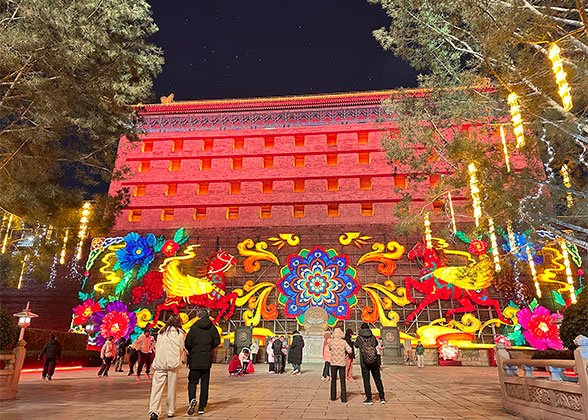 Beautiful Lanterns in City Wall Attraction