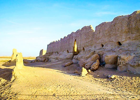 Great Wall Remains of Han Dynasty, Dunhuang, Gansu 